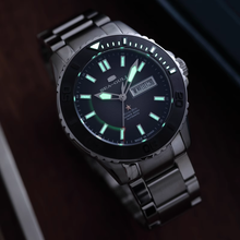 Load image into Gallery viewer, Seagull Dual Calendar Ceramic Bezel 44mm Ocean Star Automatic Diving Watch 1047